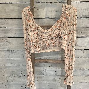 Super Cute Cropped Long Sleeve Blouse Size Large BNWT